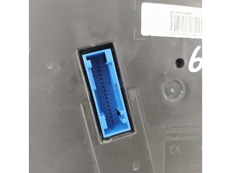 Recambio de cuadro instrumentos para seat altea xl (5p5) freetrack referencia OEM IAM 1P0920810F  