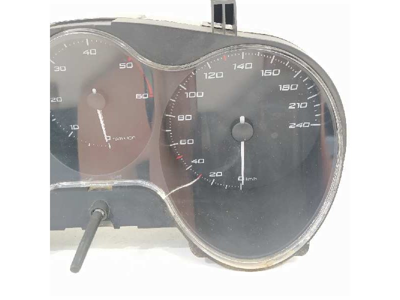 Recambio de cuadro instrumentos para seat altea xl (5p5) freetrack referencia OEM IAM 1P0920810F  