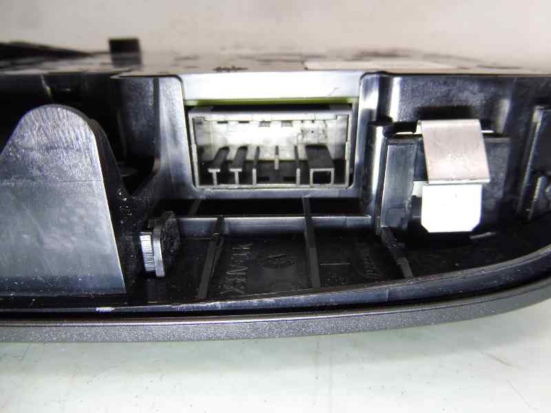 Recambio de mando multifuncion para bmw serie 4 coupe (f32) 420d referencia OEM IAM 1328012046 E3163713 9330039