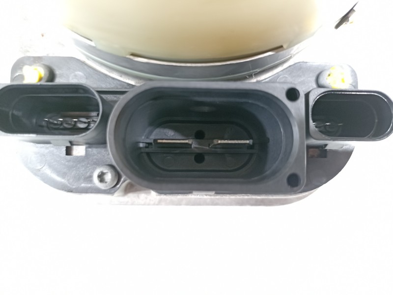 Recambio de bomba direccion para volkswagen polo (6r1) advance referencia OEM IAM 6R0423156A  