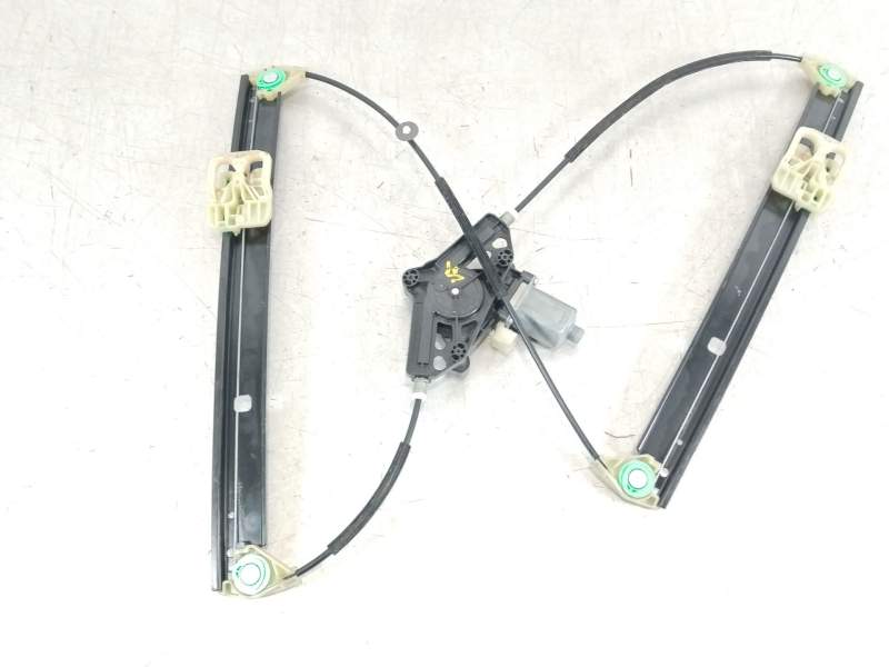 ELEVALUNAS DELANTERO IZQUIERDO 5E0837461B 0130822717 5Q0959801B