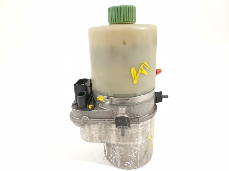 Recambio de bomba direccion para volkswagen polo (6r1) advance referencia OEM IAM 6R0423156A  