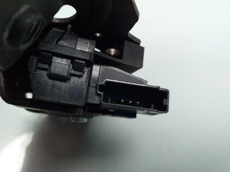 Recambio de cerradura maletero / porton para opel astra j sports tourer excellence referencia OEM IAM 13587646  