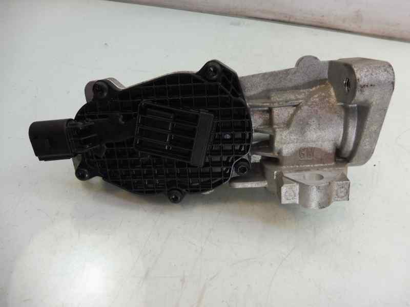 Recambio de valvula egr para opel astra j sports tourer excellence referencia OEM IAM 55581958  