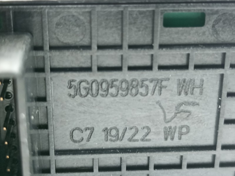 Recambio de mando elevalunas delantero izquierdo para seat arona xperience referencia OEM IAM 5G0959857F  