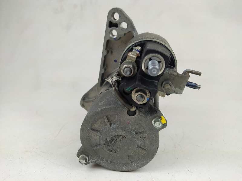 Recambio de motor arranque para renault captur dynamique referencia OEM IAM 233007970R  
