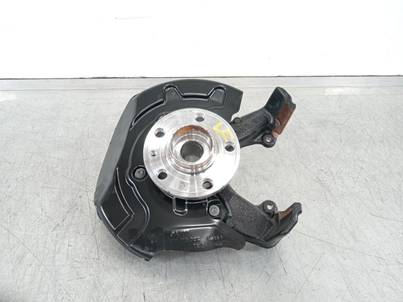 Recambio de mangueta delantera derecha para seat arona xperience referencia OEM IAM 2Q0407256AD  