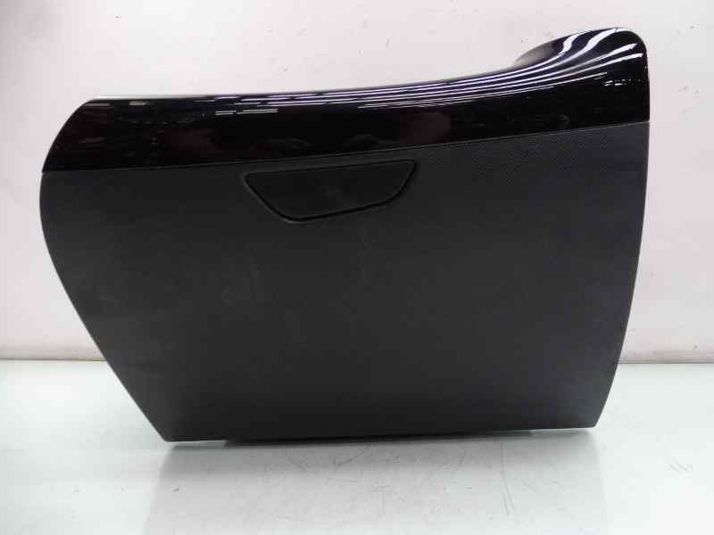 Recambio de guantera para renault captur dynamique referencia OEM IAM 685003033R  