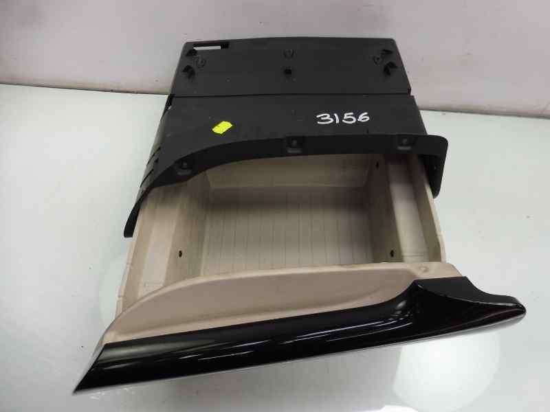 Recambio de guantera para renault captur dynamique referencia OEM IAM 685003033R  