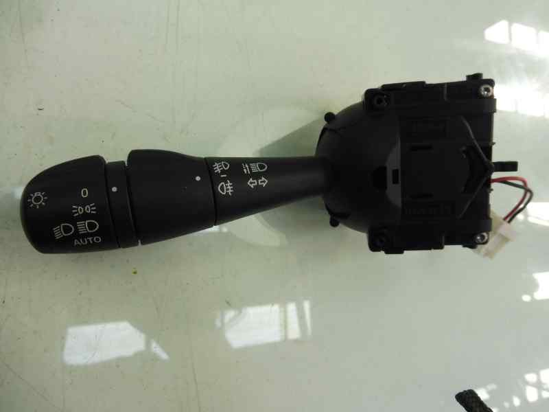 Recambio de mando luces para renault captur dynamique referencia OEM IAM 255675887R  