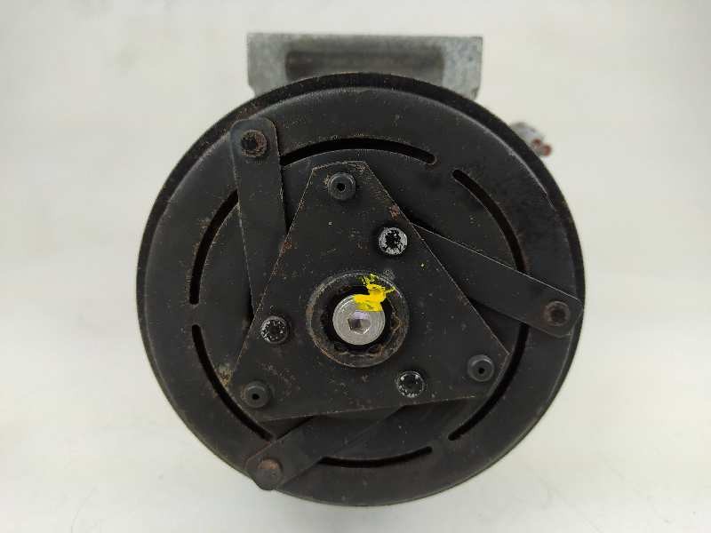 Recambio de compresor aire acondicionado para renault captur dynamique referencia OEM IAM 926000217R  