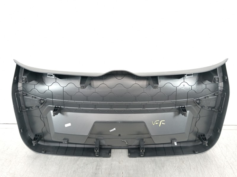 Recambio de moldura para seat arona xperience referencia OEM IAM 6F9867601  