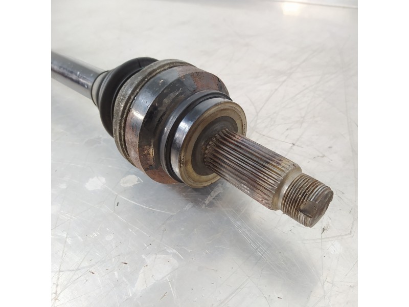 Recambio de transmision trasera derecha para bmw x6 (e71) 3.5d referencia OEM IAM 7564558 092720267 