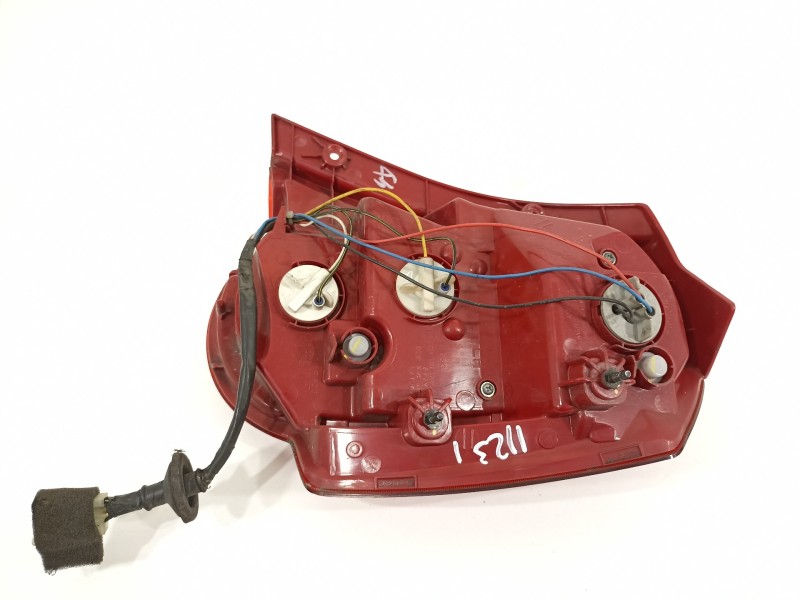 Recambio de piloto trasero izquierdo para chevrolet aveo ls referencia OEM IAM    Recambio de piloto trasero izquierdo para chevrolet aveo ls referencia OEM IAM