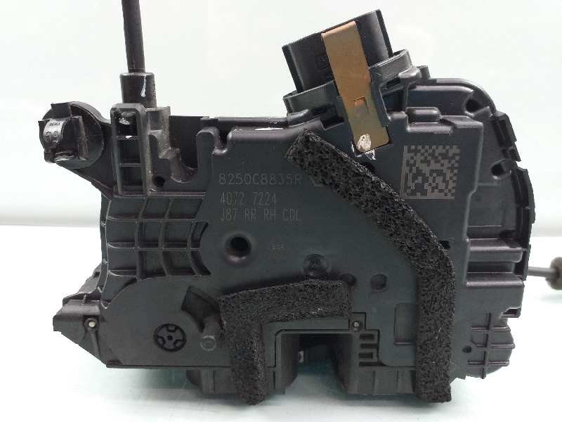 Recambio de cerradura puerta trasera derecha para renault captur dynamique referencia OEM IAM 825008835R  