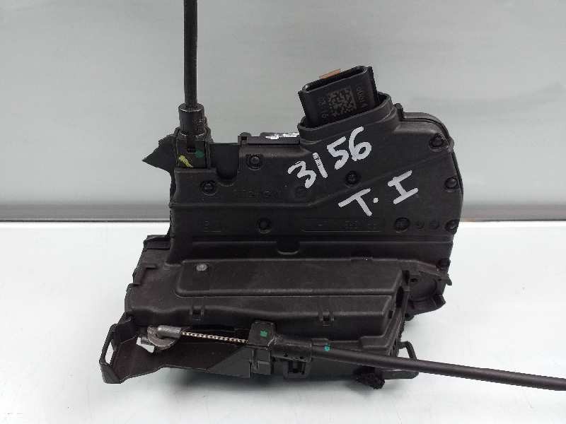 Recambio de cerradura puerta trasera izquierda para renault captur dynamique referencia OEM IAM 825019935R  