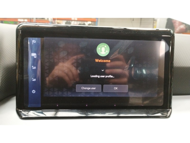 Recambio de pantalla multifuncion para seat arona xperience referencia OEM IAM 5FJ919606A  