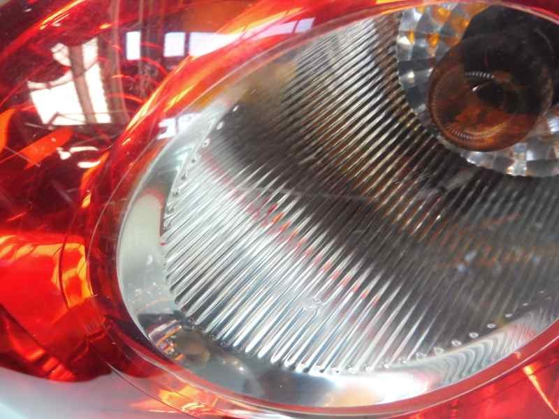 Recambio de piloto trasero derecho para peugeot 206+ básico referencia OEM IAM 9685618180  