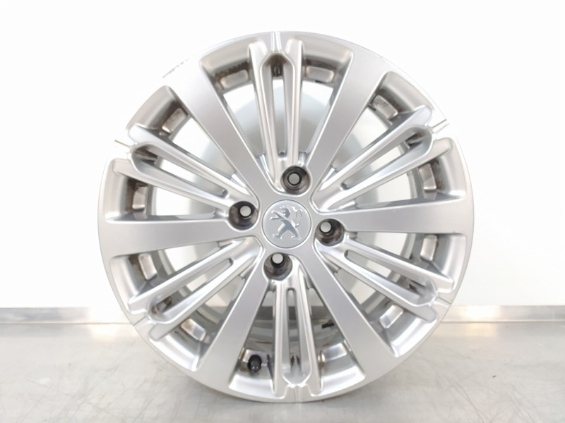 Recambio de llanta para peugeot 208 style referencia OEM IAM 9808137577  