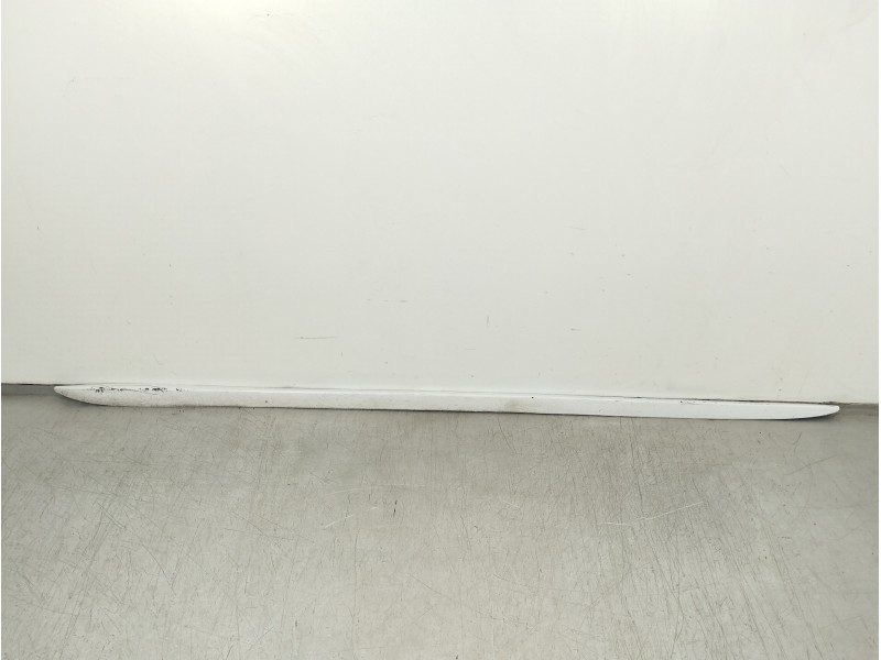 Recambio de faldon lateral para audi a5 coupe (8t) referencia OEM IAM 8T0854931  