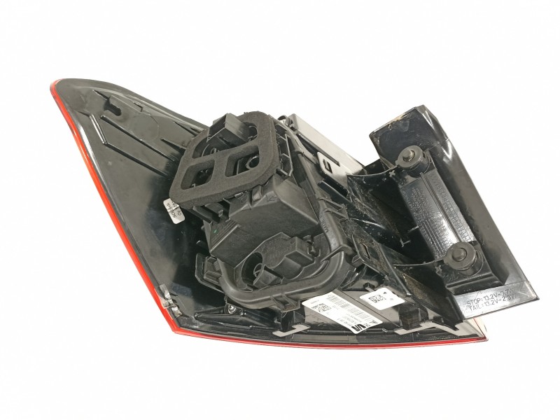 Recambio de piloto trasero derecho para seat arona xperience referencia OEM IAM 6F6945068B  