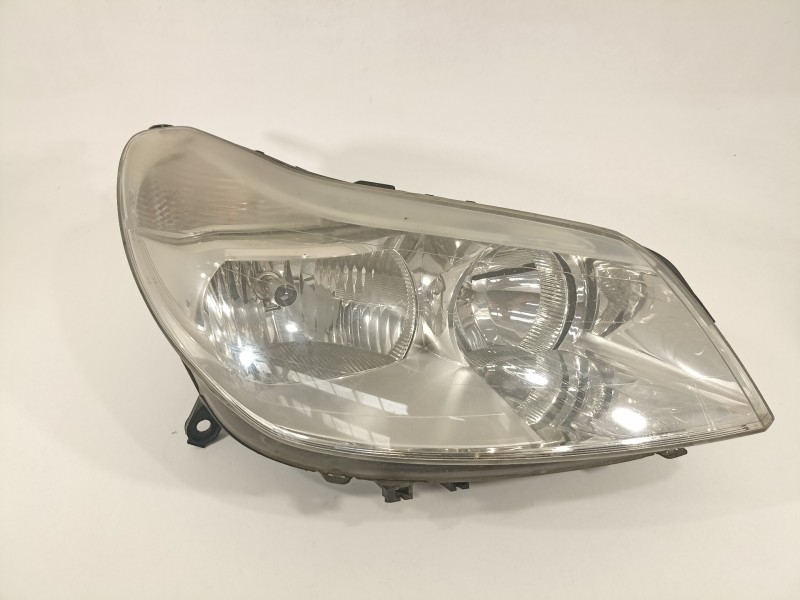 Recambio de faro derecho para citroën c5 berlina attraction referencia OEM IAM 9650055880  