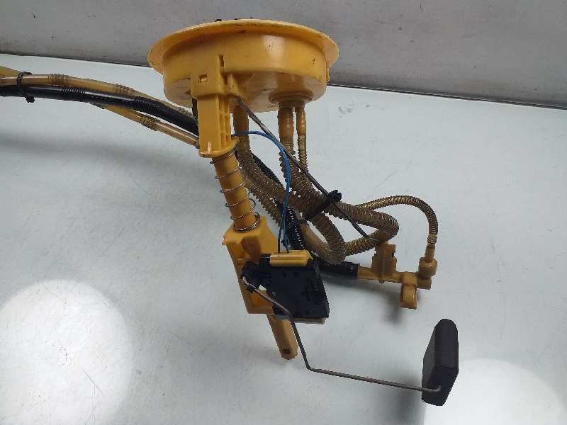 Recambio de bomba combustible para bmw serie 1 berlina (e81/e87) 120d referencia OEM IAM 6763888 A2C53025289 03020603