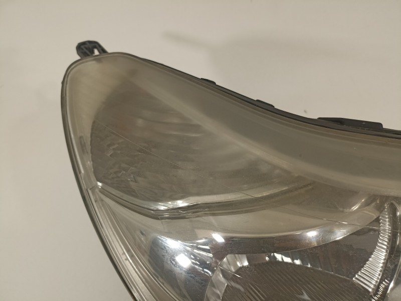 Recambio de faro derecho para citroën c5 berlina attraction referencia OEM IAM 9650055880  