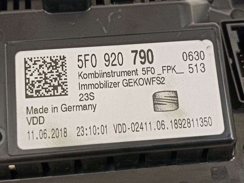 Recambio de cuadro instrumentos para seat leon st (5f8) style referencia OEM IAM 5F0920790  