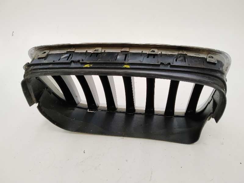 Recambio de rejilla delantera para bmw x6 (e71) 3.5d referencia OEM IAM 51317157687 51137171395 