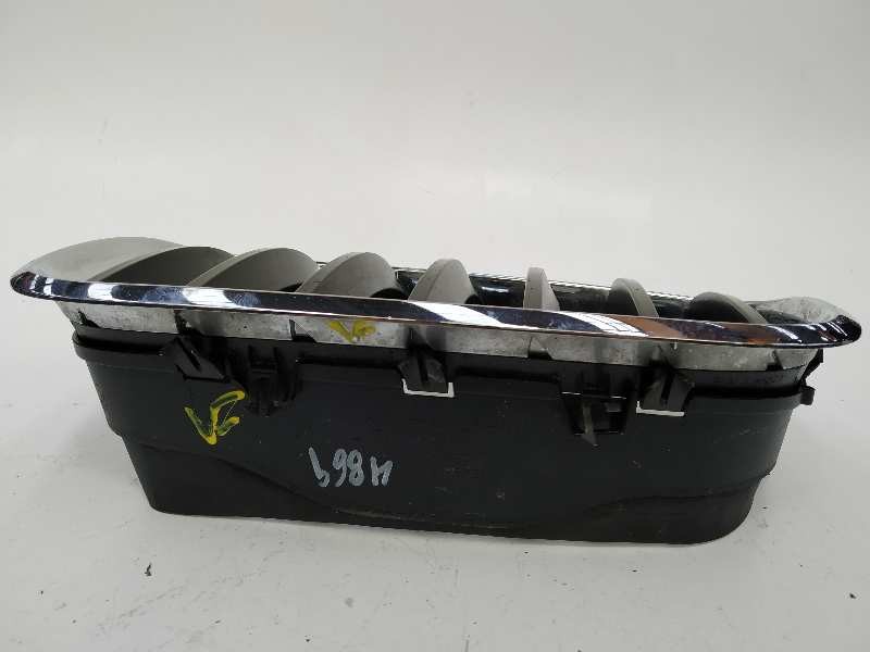 Recambio de rejilla delantera para bmw x6 (e71) 3.5d referencia OEM IAM 51317157687 51137171395 