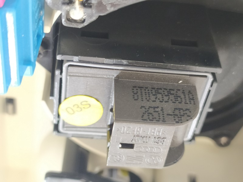 Recambio de luz interior para audi a5 coupe (8t) referencia OEM IAM 8T0947135BK  