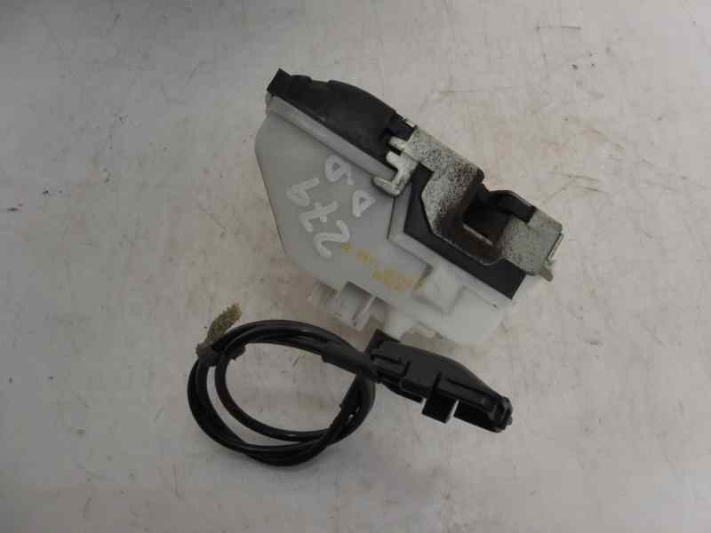 Recambio de cerradura puerta delantera derecha para renault twingo dynamique referencia OEM IAM 757532  