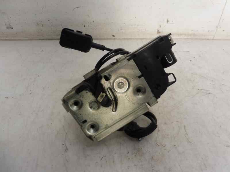 Recambio de cerradura puerta delantera derecha para renault twingo dynamique referencia OEM IAM 757532  