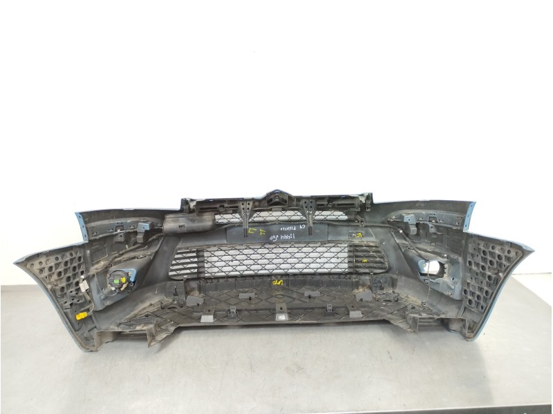 Recambio de paragolpes delantero para citroën c4 picasso seduction referencia OEM IAM 9680402277  