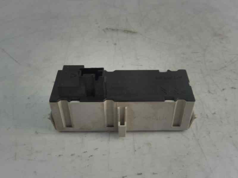 Recambio de pantalla multifuncion para peugeot 308 premium referencia OEM IAM 9664522280  