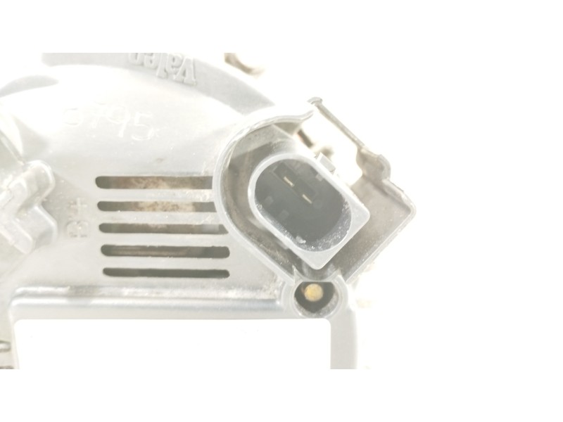 Recambio de alternador para volkswagen polo (6r1) advance referencia OEM IAM 036903024H TG11C014 2542696G