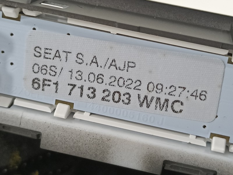 Recambio de pomo palanca cambio para seat arona xperience referencia OEM IAM 6F1713203  