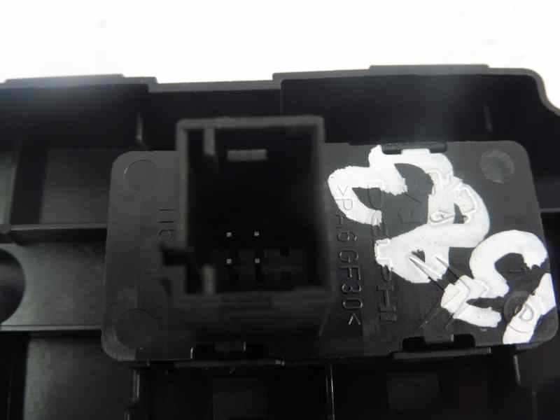 Recambio de mando elevalunas delantero derecho para peugeot 308 premium referencia OEM IAM 96565184XT  