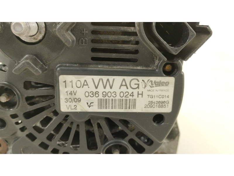 Recambio de alternador para volkswagen polo (6r1) advance referencia OEM IAM 036903024H TG11C014 2542696G