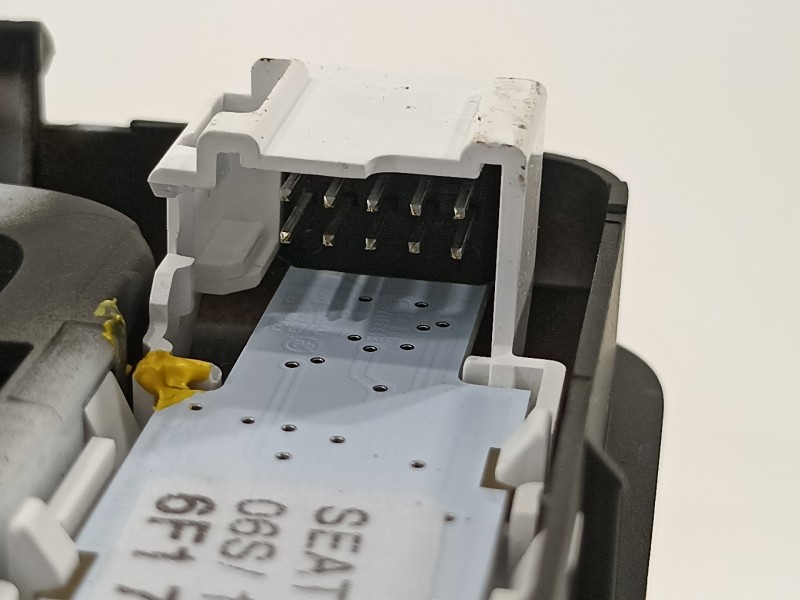 Recambio de pomo palanca cambio para seat arona xperience referencia OEM IAM 6F1713203  