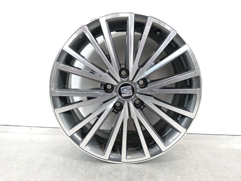 Recambio de llanta para seat leon st (5f8) style referencia OEM IAM 5F0601025Q  