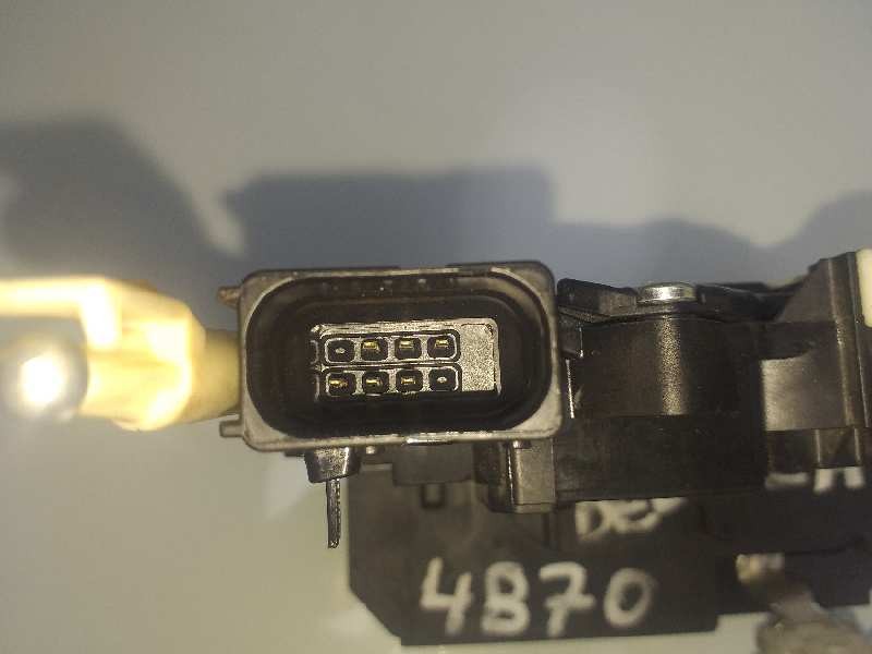 Recambio de cerradura puerta delantera derecha para opel corsa e business referencia OEM IAM 13431840  