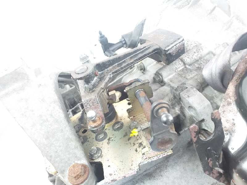 Recambio de caja cambios para ford focus berlina (cap) trend referencia OEM IAM 4M5R7002YA T1GF2 