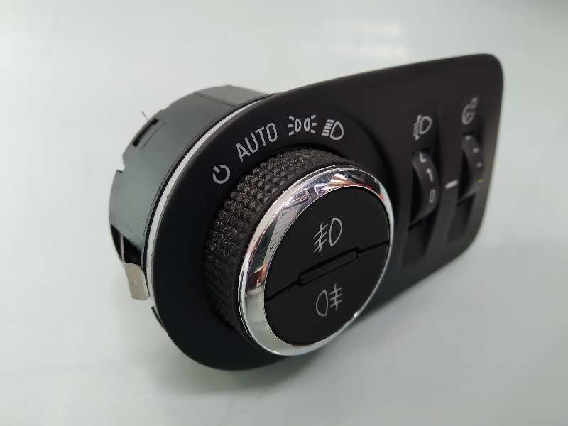 Recambio de mando luces para opel corsa e business referencia OEM IAM 13470446  