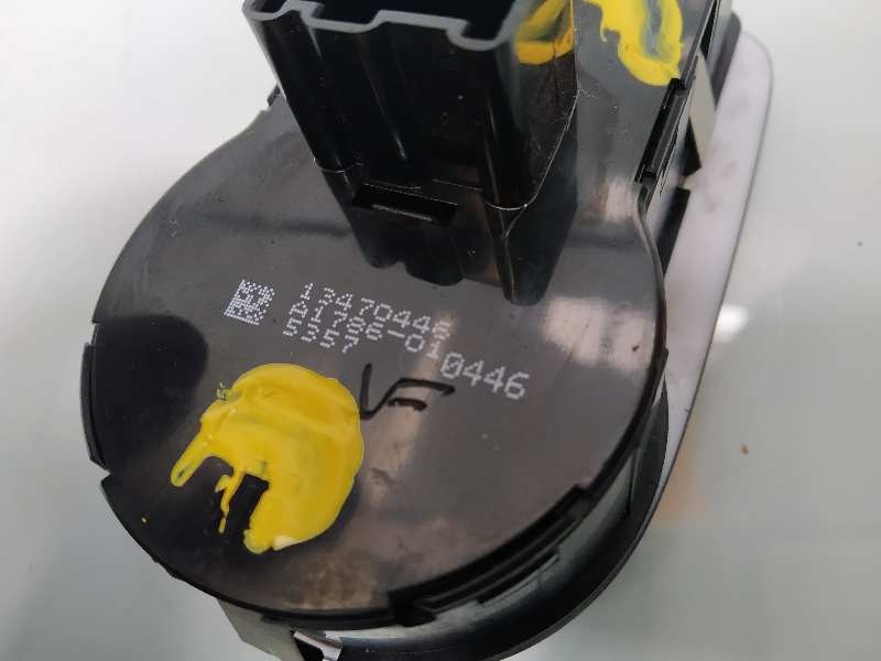 Recambio de mando luces para opel corsa e business referencia OEM IAM 13470446  