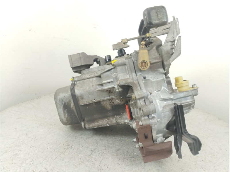 Recambio de caja cambios para citroën c2 vtr referencia OEM IAM 20CP24  