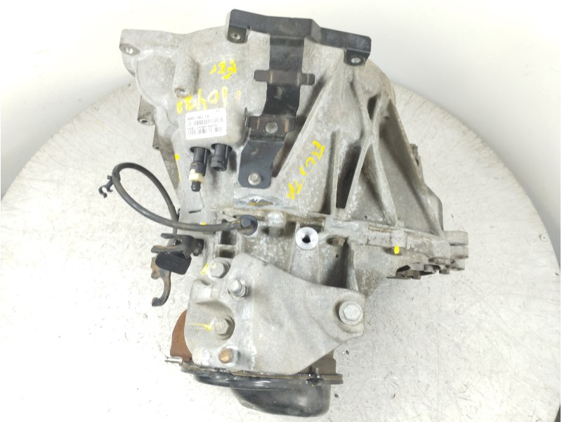 Recambio de caja cambios para ford fiesta (cb1) ambiente referencia OEM IAM 8A6R7002CA T6TB1 