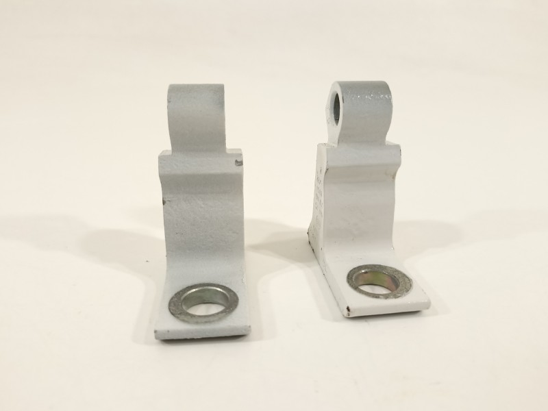 Recambio de bisagra puerta para seat arona xperience referencia OEM IAM 8X0831404E  