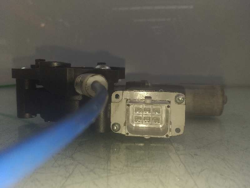 Recambio de elevalunas delantero derecho para opel corsa e business referencia OEM IAM 39161985  